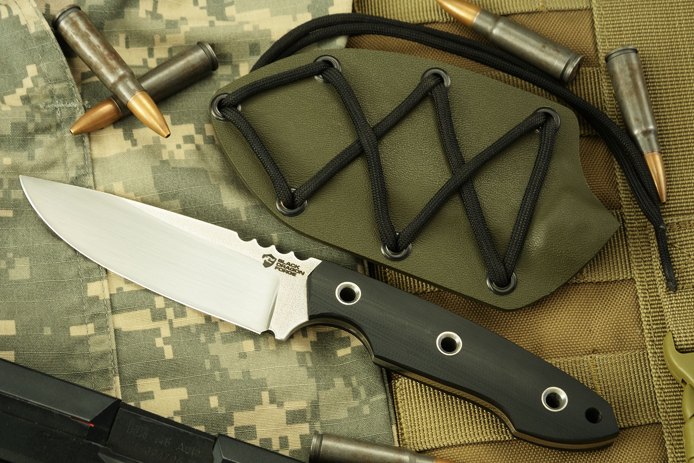Drop Point Hunter (D-13) with Black G10