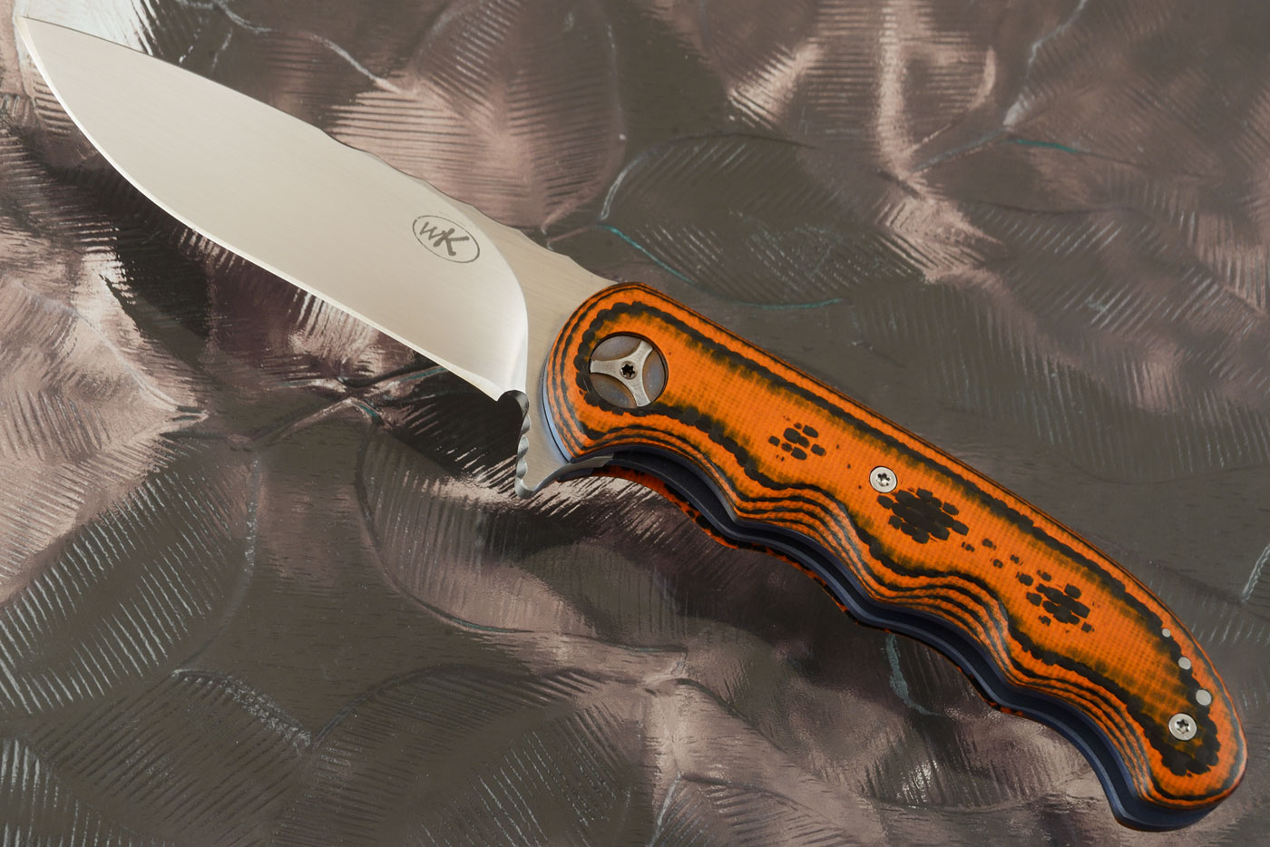 Woestyn Adder Flipper with Orange Carbon Fiber