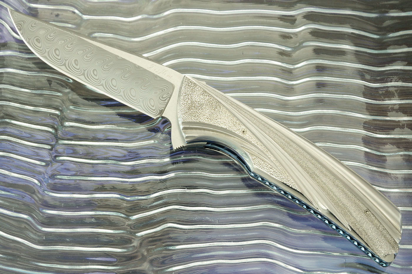 Flipvubu with Carved Handle and Damascus (IKBS)