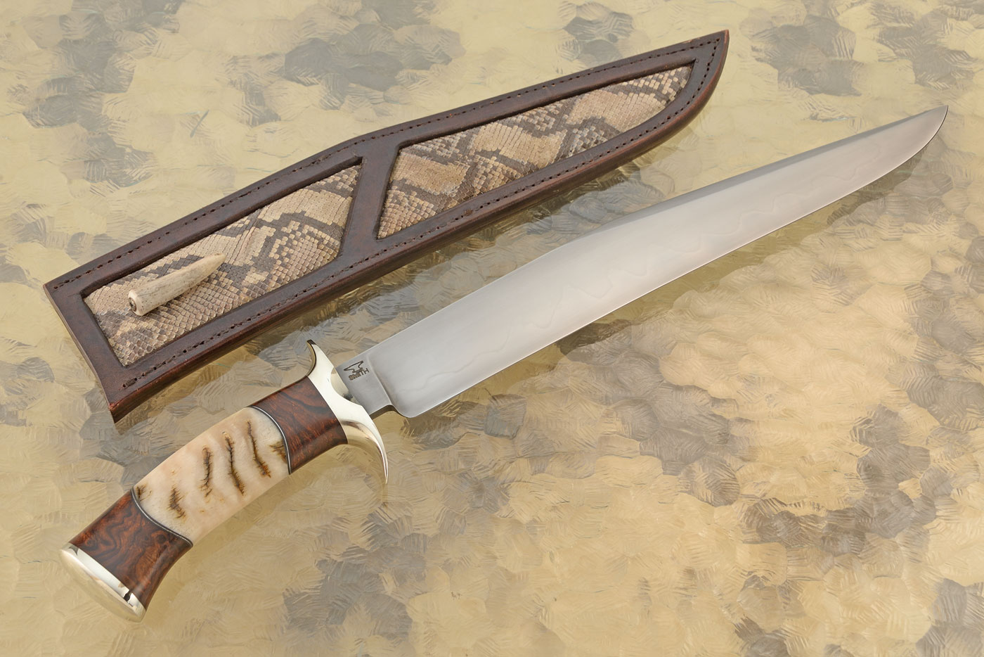Hamon Bowie with Ironwood and Sheep Horn