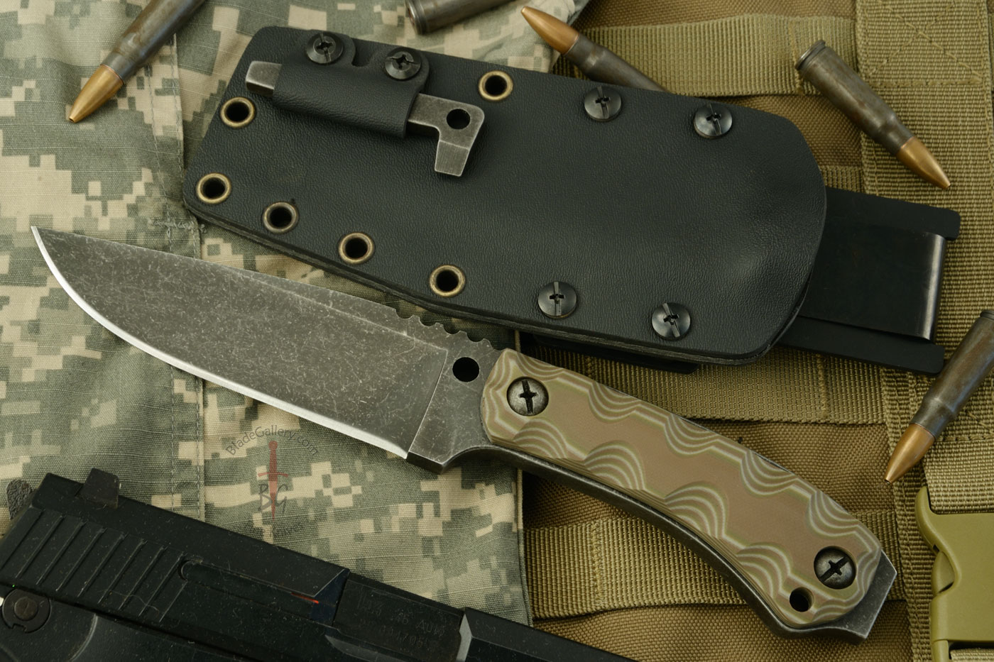 Survival Striker with Sculpted Desert Camouflage G10 - Individually Numbered