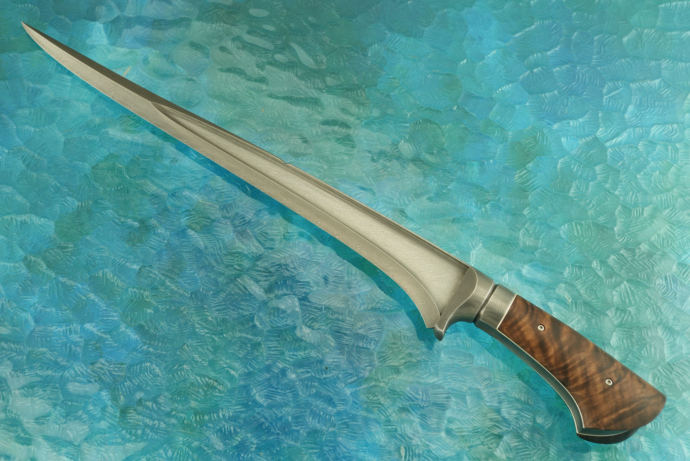 Pesh-Kabz Persian Fighter with Multi-Bar Twist Damascus and Walnut<br><i>Best Fixed Blade</i> and <i>Best in Show</i> - Blade Show 2021