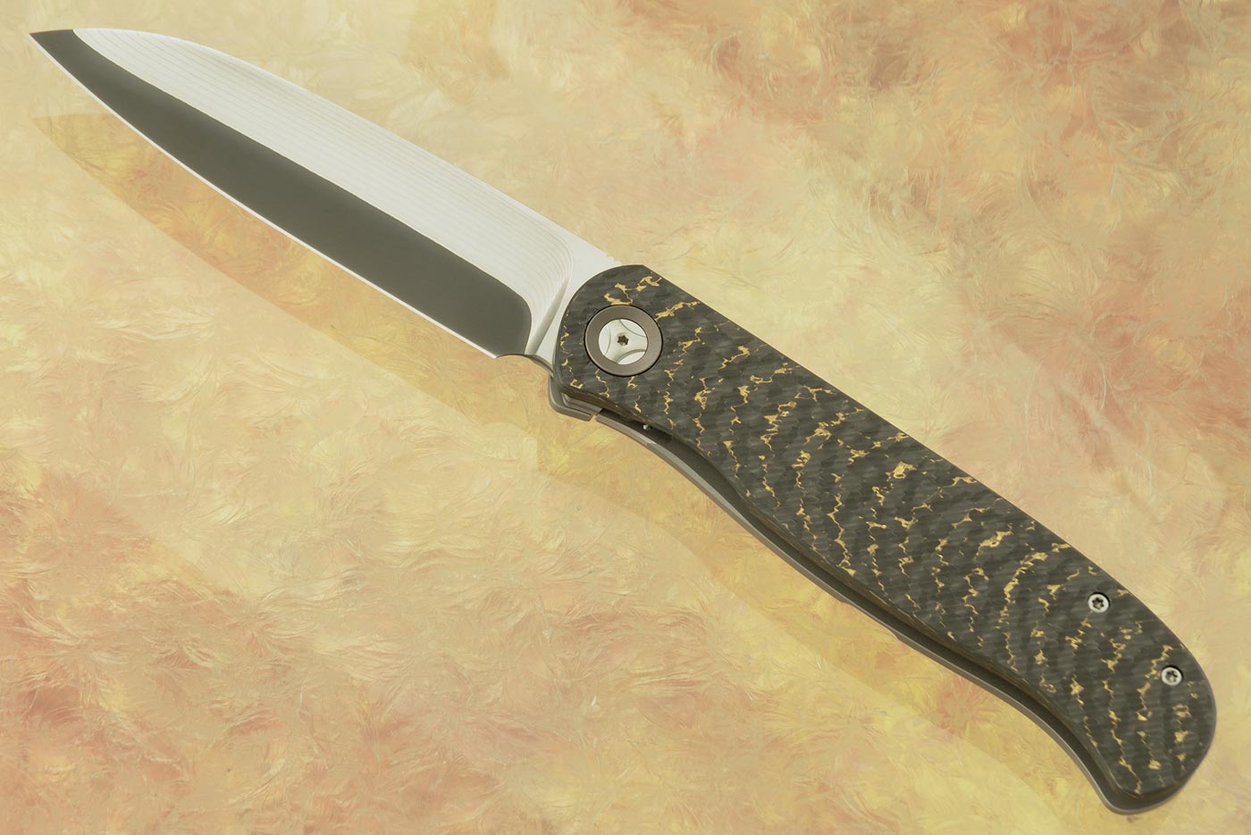 Atlas CFL Framelock Front Flipper with Gold Snakeskin FatCarbon - Sheepsfoot - SG2 San Mai Damascus