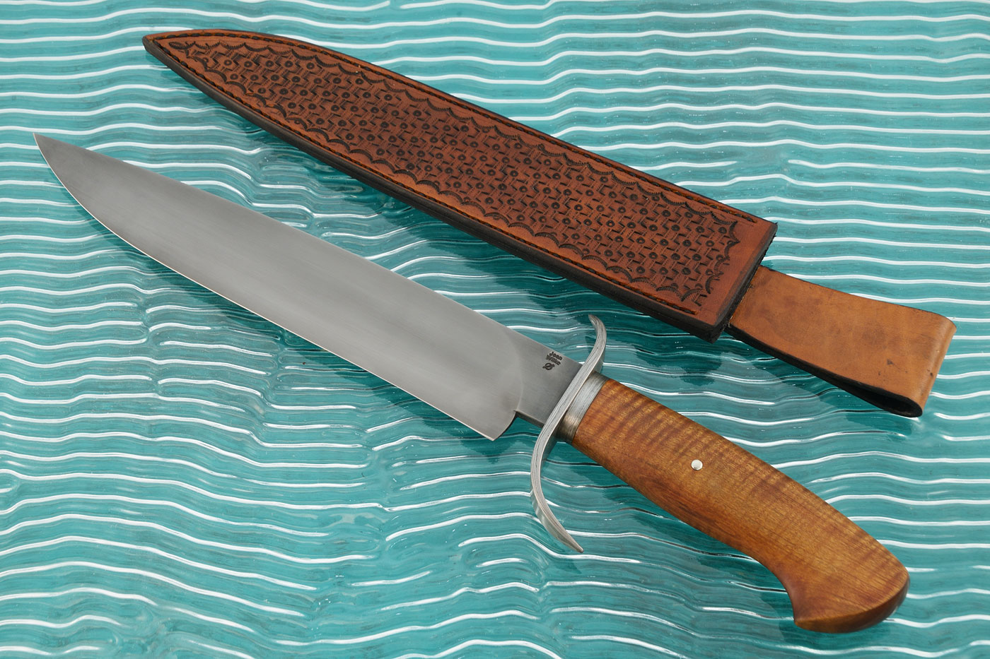 Camp Knife with Sneezewood