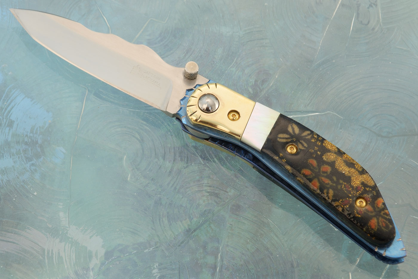 Yuzen Folder with Bronze and Mother of Pearl