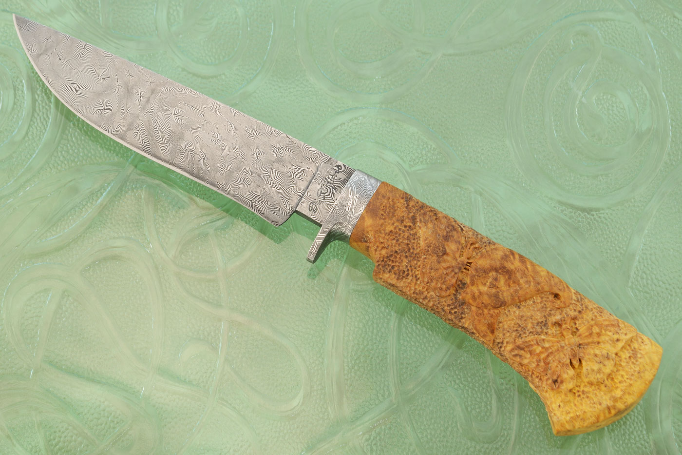Mosaic Damascus Hunter with Carved Black Ash Burl