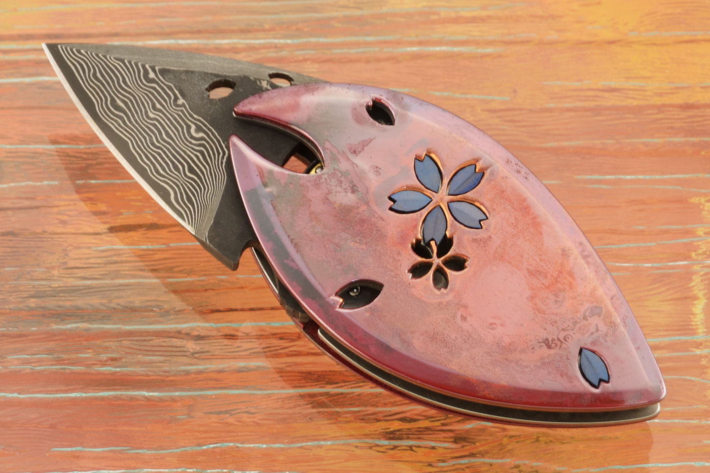 Damascus Kao Money Clip Flipper with Copper Hido