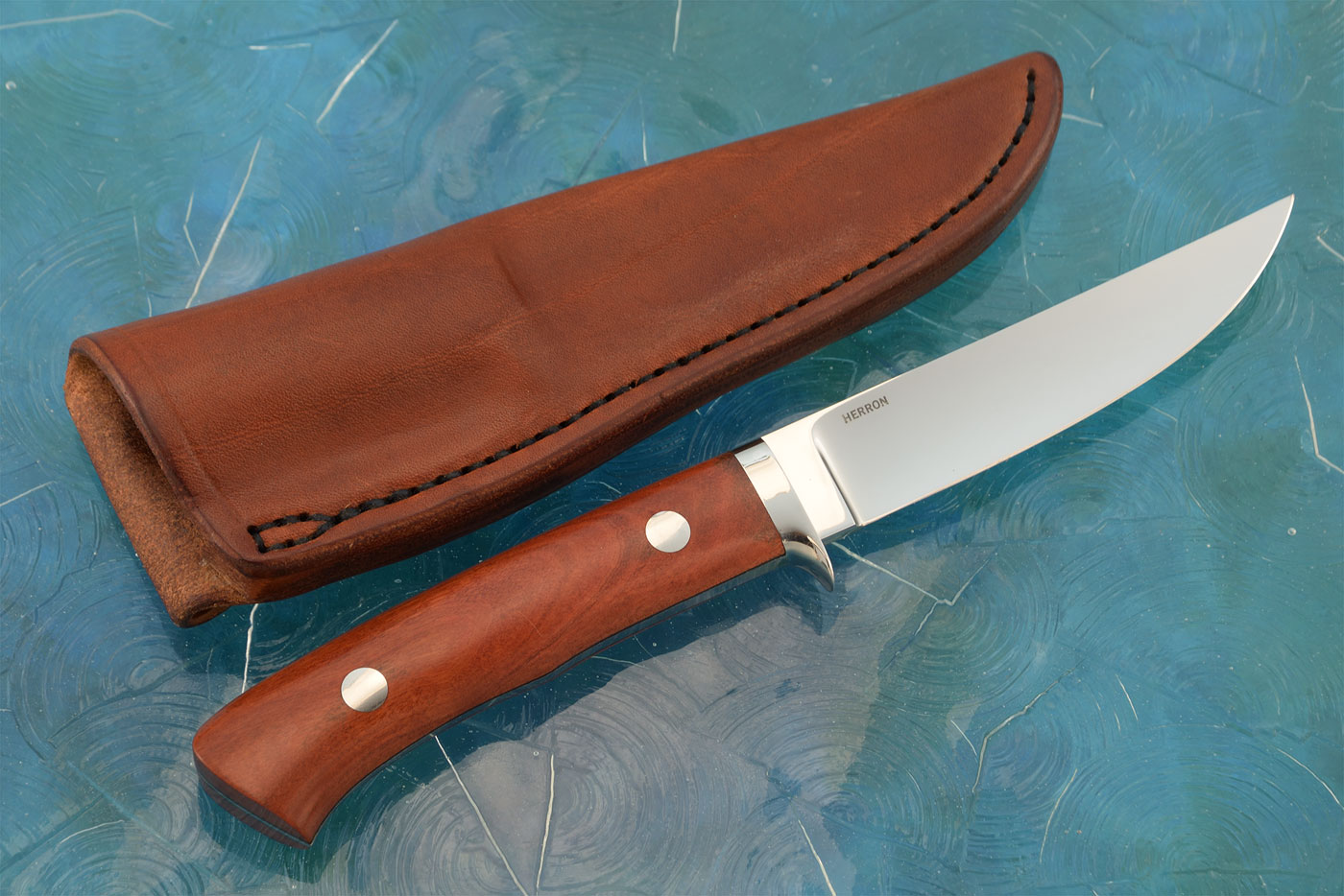 Trailing Point Hunter with Red Ivory