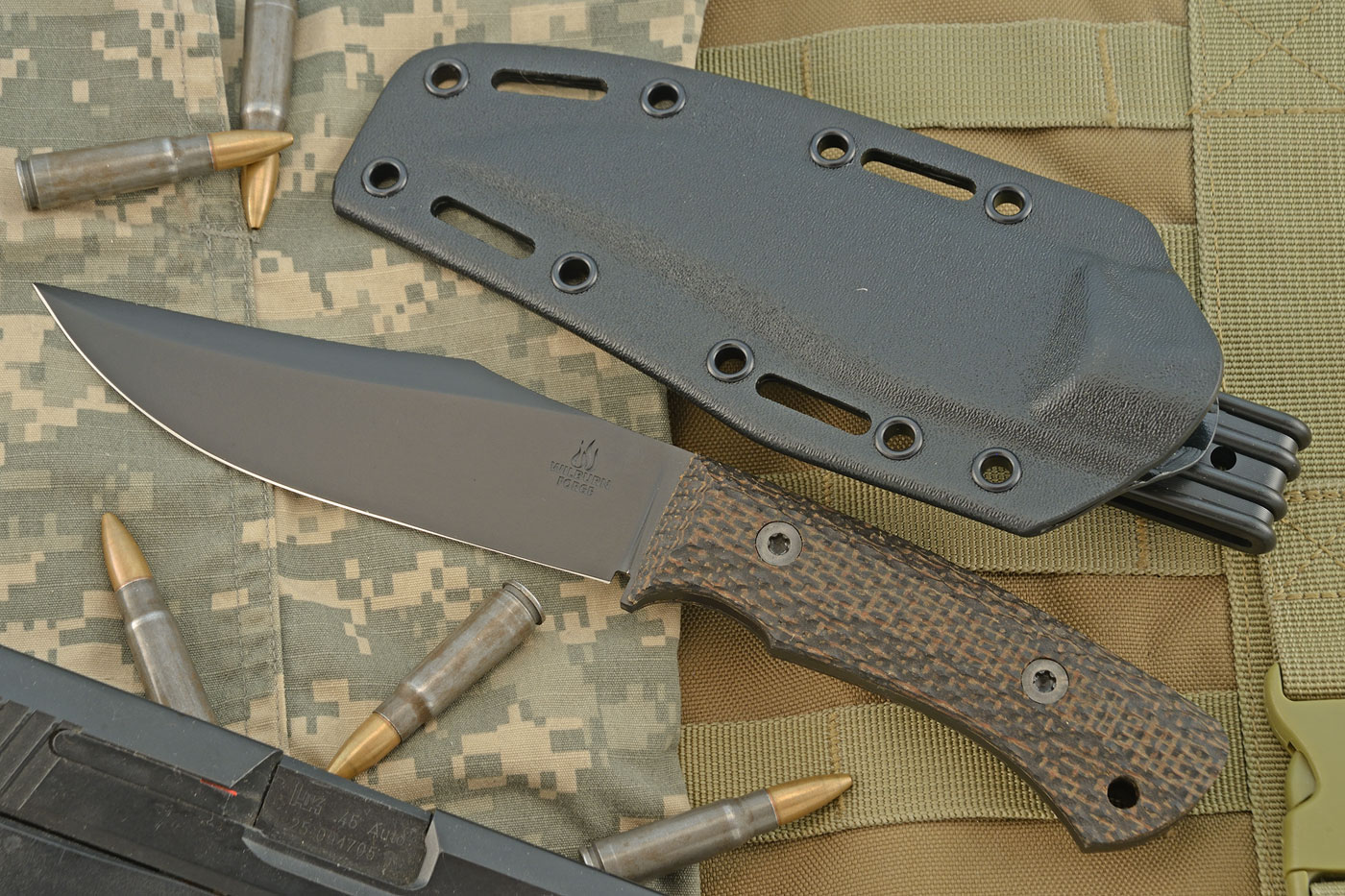Bodyguard Belt Knife with Checkered Burlap Micarta - Black Finish Blade