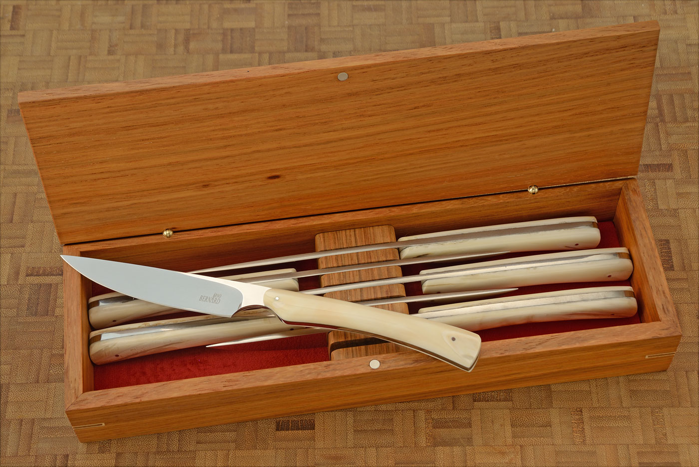 Steak Knife Set (6) with Warthog Tusk