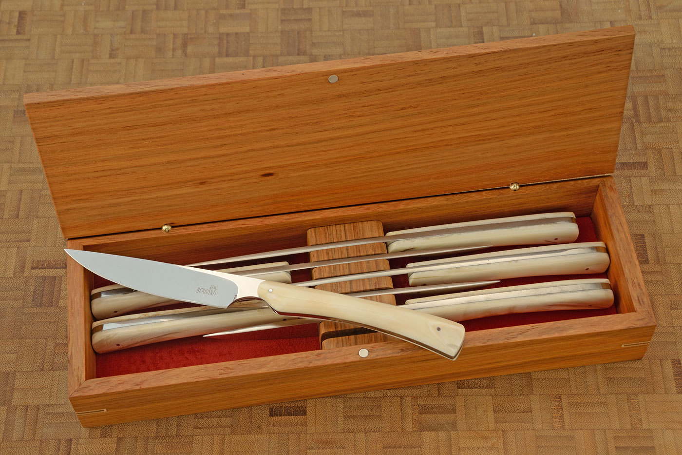 Steak Knife Set (6) with Warthog Tusk