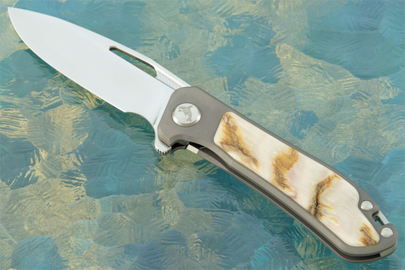 Orca 2.0 Frame Lock Flipper with Sheephorn Inlay - Satin M390 - Serial 226