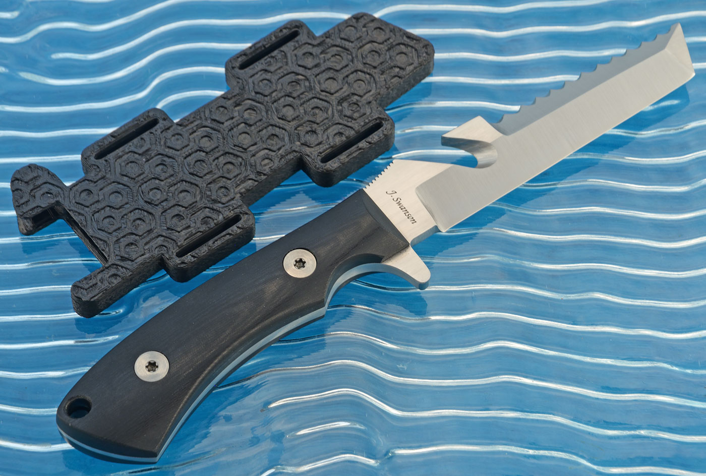 Pressure Valve Dive Knife with Black Micarta - CPM-MagnaCut