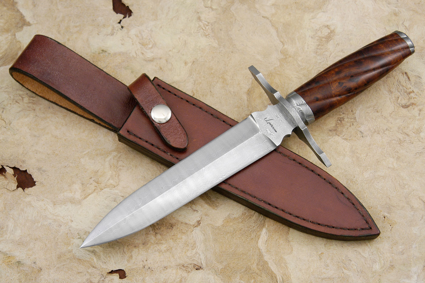 Damascus Quillion Dagger with Fluted Ironwood