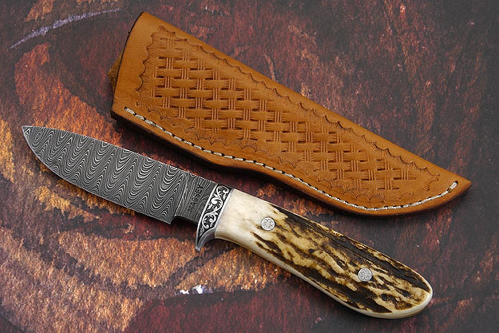 BladeGallery Fine handmade custom knives, art knives, swords, daggers