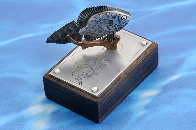 Bluegill Dagger Reliquary