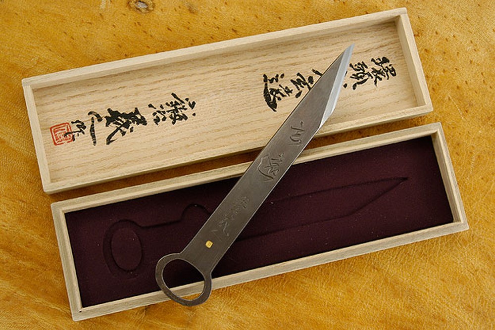 BladeGallery: Fine handmade custom knives, art knives, swords, daggers