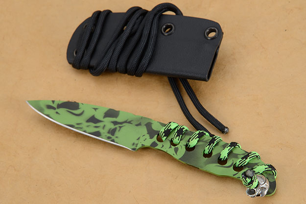 Green and Black Skulls Neck Knife