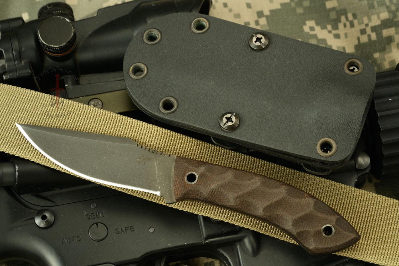 Everycarry with Sculpted Relic Green Micarta (Jason Knight Collaboration)