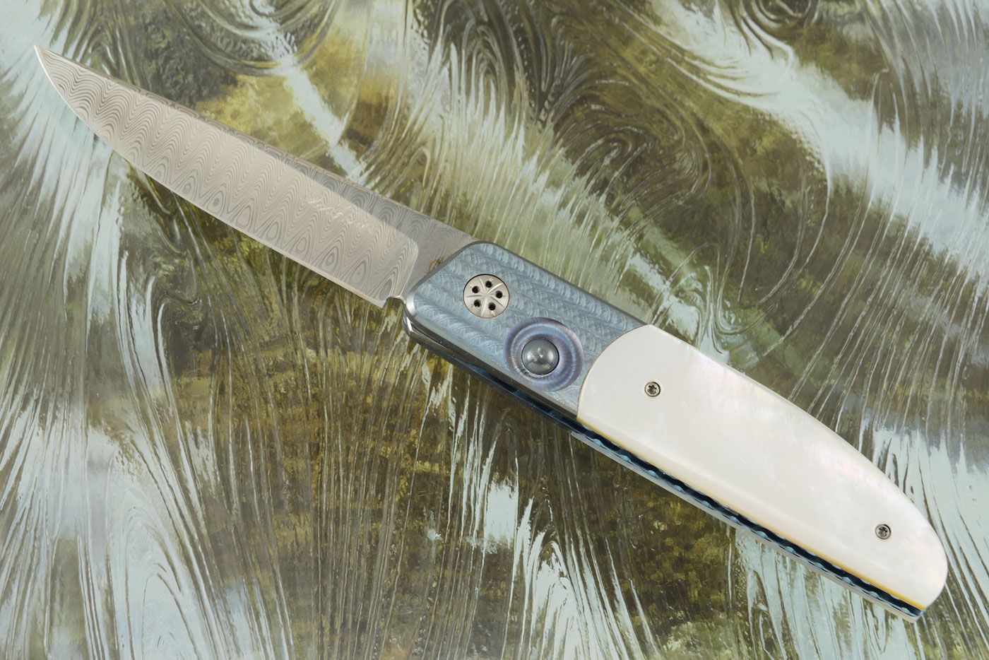 Ball Release Folder with Mother of Pearl and Damascus